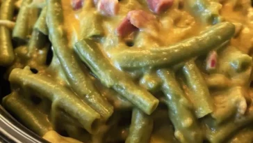 Slow Cooker Amish Green Bean Casserole