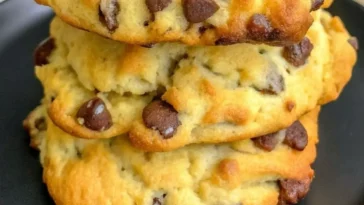 When it comes to baking, few things can match the universal appeal of a perfectly crafted thick chocolate chip cookies recipe. These aren't your ordinary flat, crispy cookies that crumble at first bite. Instead, this thick chocolate chip cookies recipe delivers everything cookie lovers crave: a golden-brown exterior that gives way to a soft, chewy center loaded with melted chocolate chips in every single bite.