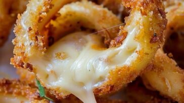 cheesy onion rings recipe