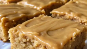 lady peanut butter bars no bake Pinterest Pin